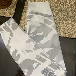 High waisted camo leggings